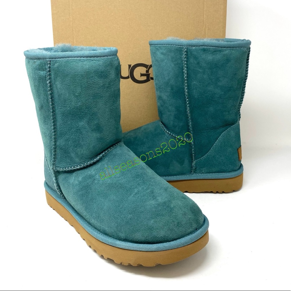 UGG Classic Short 2 Women’s Boots Green Suede Fur - Picture 4 of 9